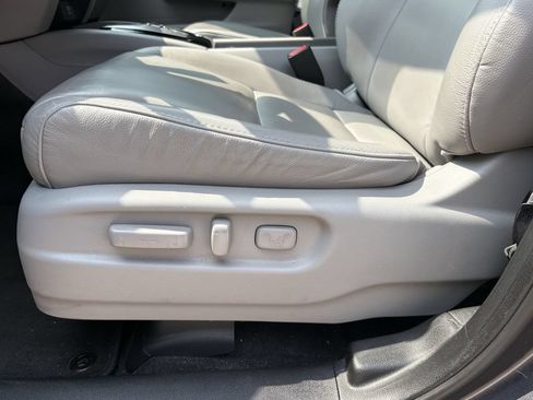 Used 2020 Honda Pilot Touring image 13