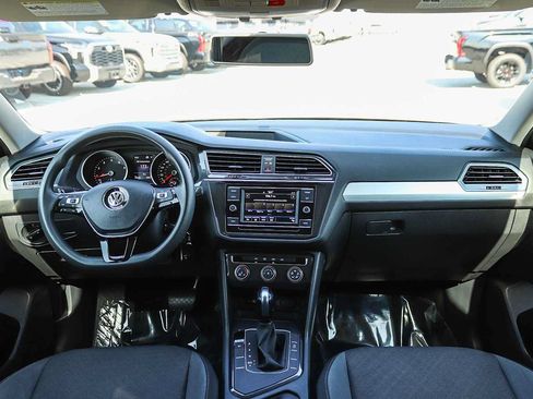Used 2020 Volkswagen Tiguan S FWD image 16