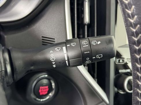 Used 2023 Subaru Forester Premium AWD/4WD image 24