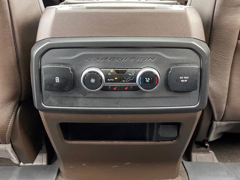 Used 2023 Ford Expedition King Ranch RWD image 17
