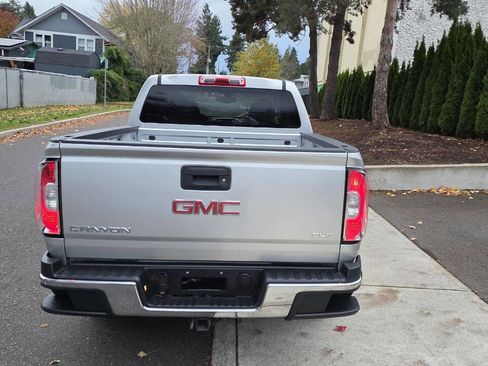 Used 2015 GMC Canyon SLE image 7