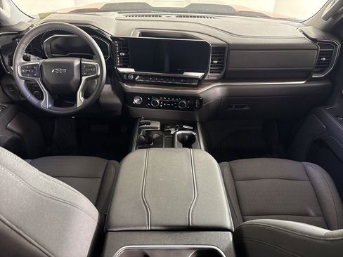 Used 2024 Chevrolet Silverado 1500 LT Trail Boss image 15