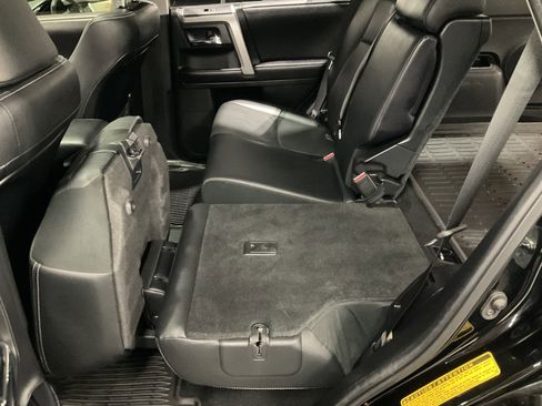 Used 2018 Toyota 4Runner Limited image 40