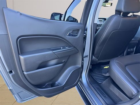Used 2018 Chevrolet Colorado ZR2 image 33