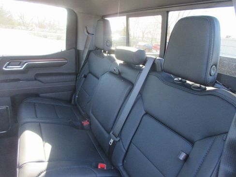 New 2026 GMC Sierra 1500 Denali w/ Denali Reserve Package AWD/4WD image 16