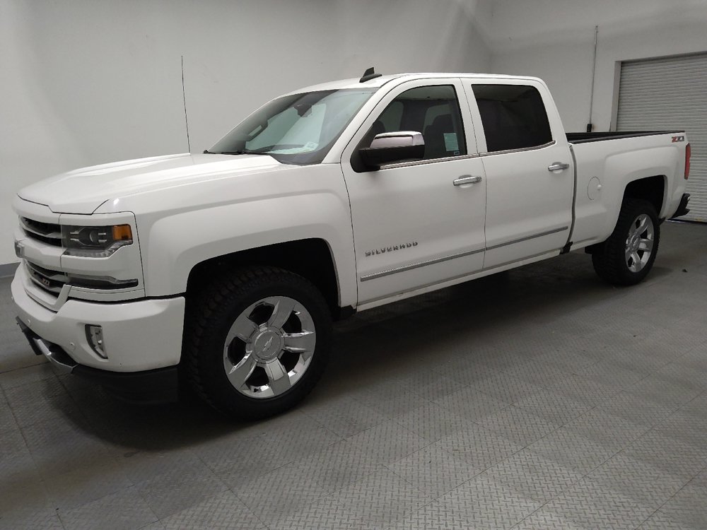 Used 2017 Chevrolet Silverado 1500 LTZ Z71 w/ LTZ Plus Package AWD/4WD image 2
