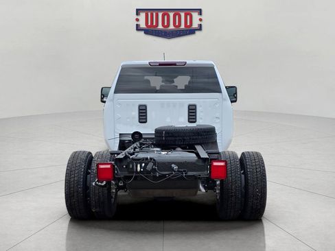 New 2026 Chevrolet Silverado 3500 LT w/ Convenience Package image 3