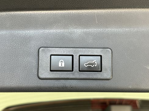 Used 2025 Subaru Ascent Bronze Edition w/ Popular Package #2 image 15