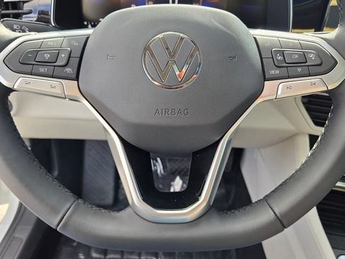 New 2026 Volkswagen Jetta SE FWD image 23