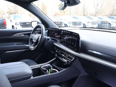 New 2026 Chevrolet Traverse LT w/ Midnight/Sport Edition image 38