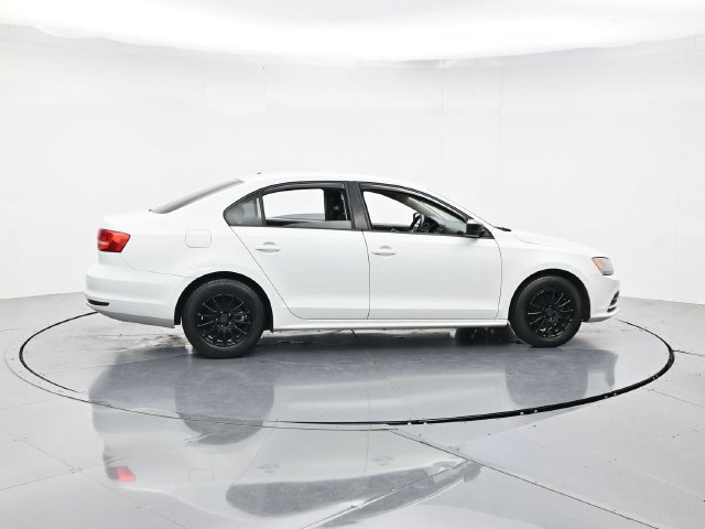 Used 2015 Volkswagen Jetta S FWD image 2
