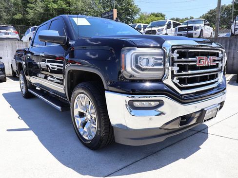 Used 2018 GMC Sierra 1500 SLT AWD/4WD image 9