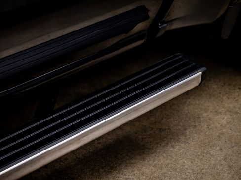 Used 2023 GMC Sierra 1500 Denali Ultimate image 18