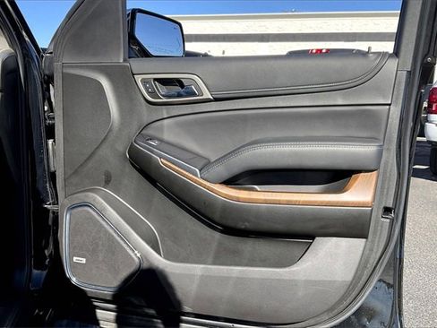 Used 2019 GMC Yukon Denali w/ Denali Ultimate Package image 19