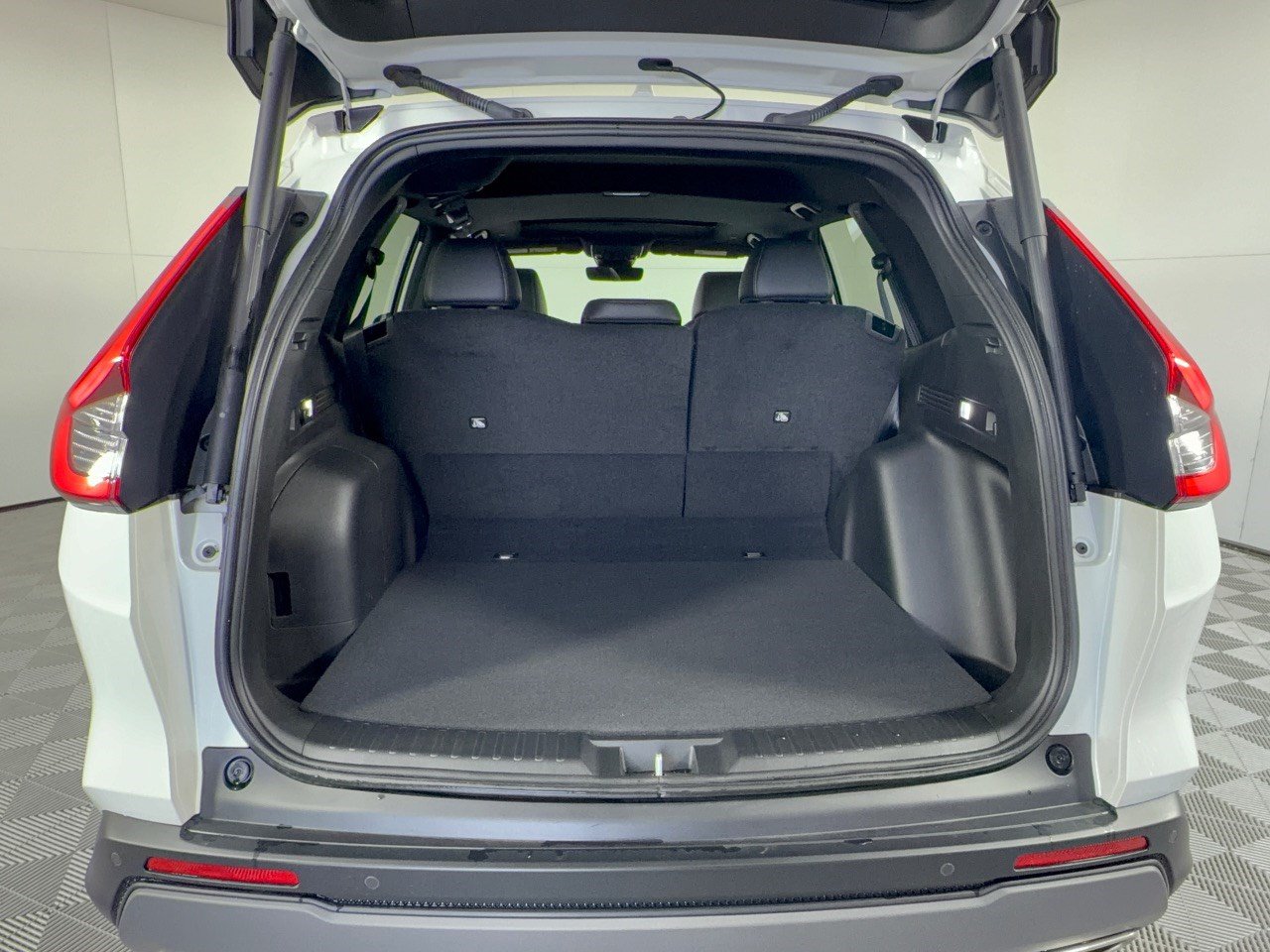 Used 2024 Honda CR-V Sport-L image 28