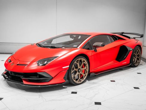 Used 2021 Lamborghini Aventador SVJ AWD/4WD image 5