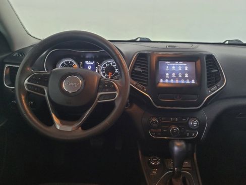 Used 2020 Jeep Cherokee Latitude image 22