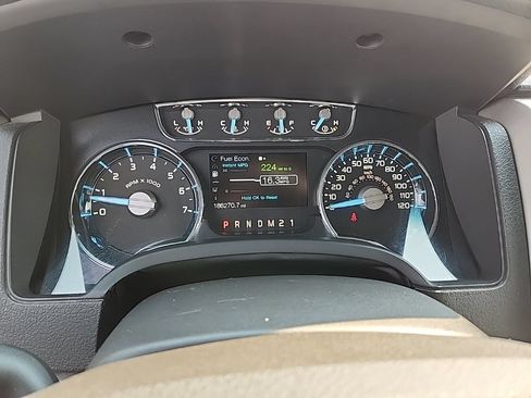 Used 2011 Ford F150 Lariat w/ Lariat Plus Pkg AWD/4WD image 15