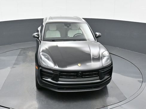New 2026 Porsche Macan image 29