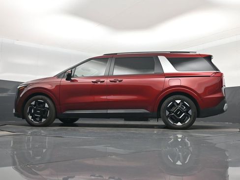 Certified 2025 Kia Carnival EX image 52