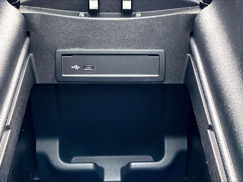 Used 2023 Mercedes-Benz GLS 450 4MATIC image 33