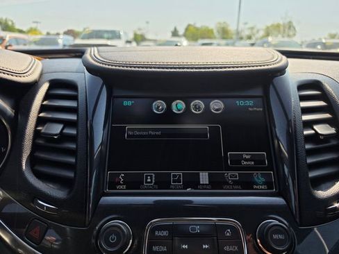 Used 2016 Chevrolet Impala LT FWD image 16