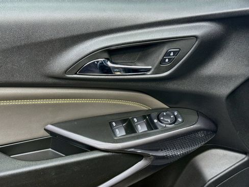 New 2026 Chevrolet Trax ACTIV w/ Sunroof Package FWD image 23