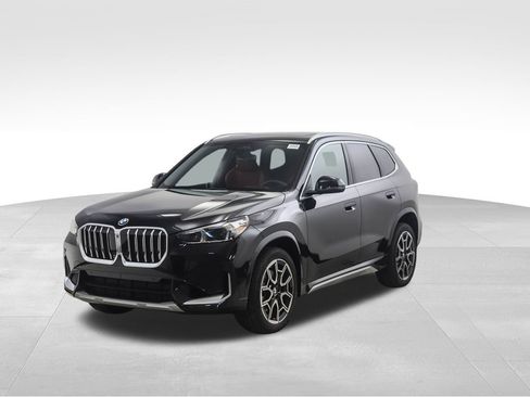 Used 2025 BMW X1 xDrive28i w/ Technology Package image 1