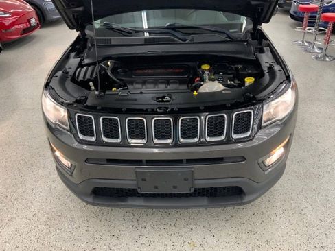 Used 2018 Jeep Compass Latitude image 35