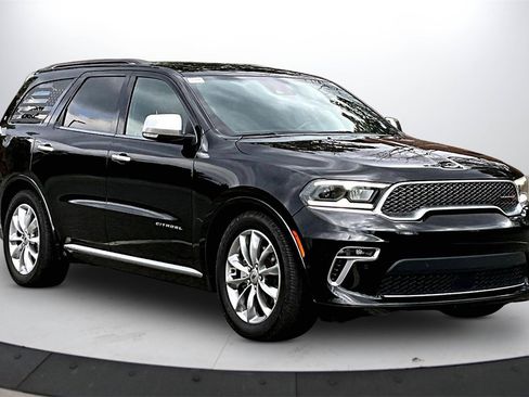 Certified 2021 Dodge Durango Citadel w/ Premium Entertainment Group image 2