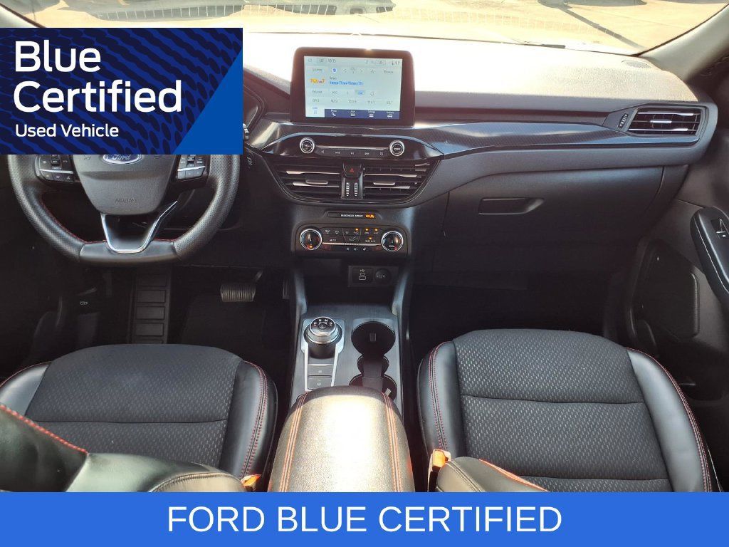 Certified 2025 Ford Escape ST-Line Select AWD/4WD image 9
