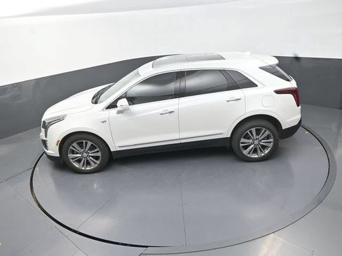 Used 2020 Cadillac XT5 Premium Luxury w/ Platinum Package AWD/4WD image 26
