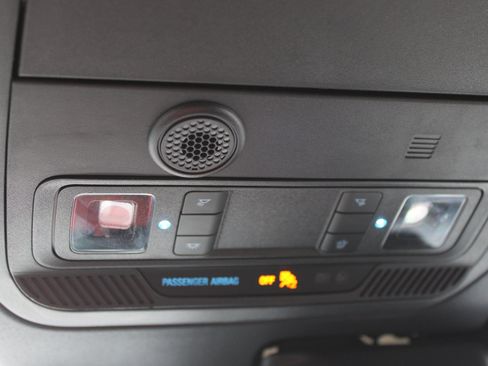 Used 2025 Ford Bronco Big Bend image 32