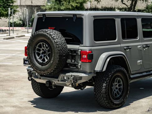 Used 2023 Jeep Wrangler Unlimited Rubicon 392 w/ Xtreme Recon 35" Tire Package AWD/4WD image 20