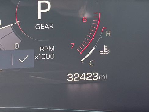 Used 2024 GMC Canyon AT4 w/ AT4 Premium Package AWD/4WD image 15
