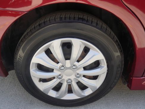 Used 2011 Subaru Legacy 2.5i image 21