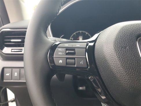 New 2025 Honda Pilot EX-L image 18