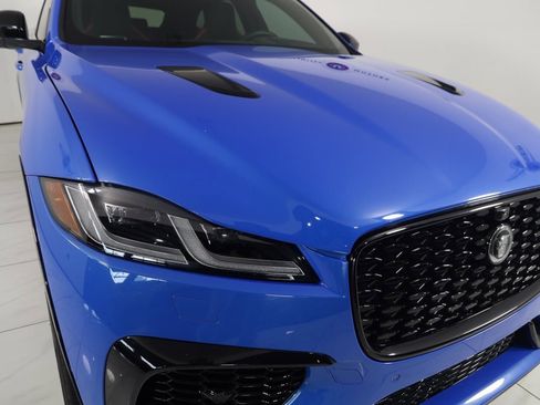 Used 2024 Jaguar F-PACE SVR image 75