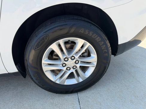 Used 2019 Buick Enclave Essence FWD image 76