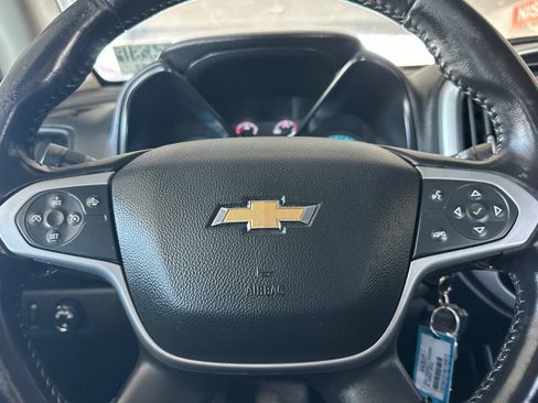 Used 2022 Chevrolet Colorado LT w/ Fleet Safety Package RWD image 18