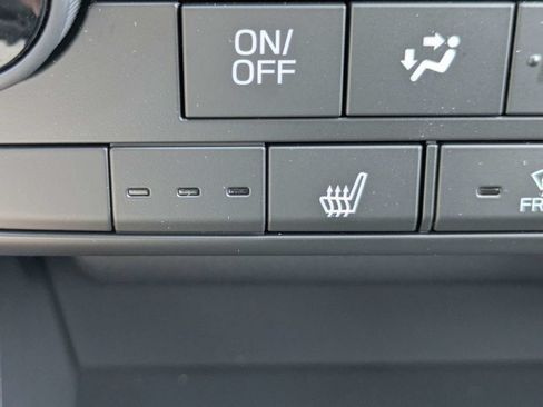 Used 2026 Subaru Outback Premium AWD/4WD image 23