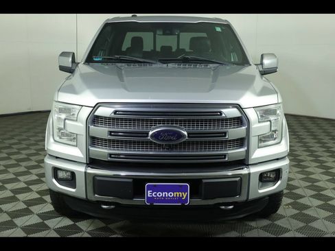 Used 2016 Ford F150 Platinum w/ Equipment Group 701A Luxury AWD/4WD image 12