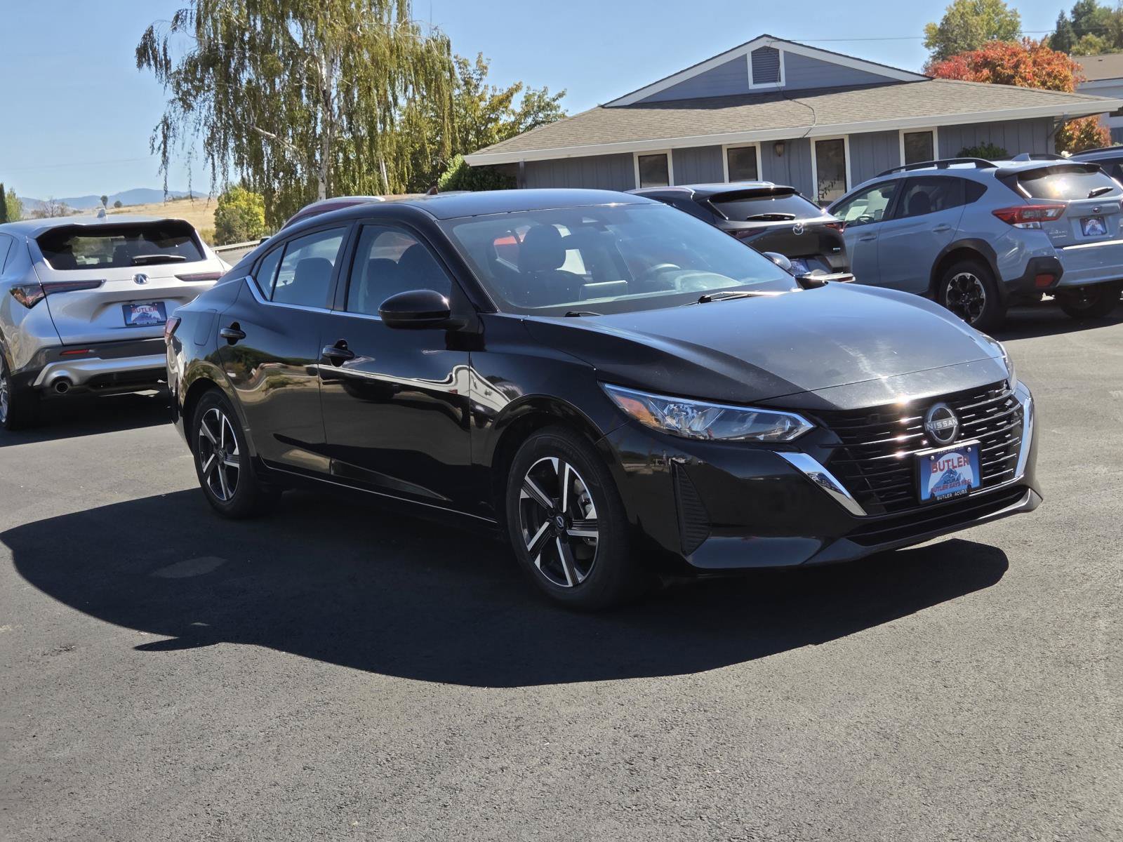 Used 2024 Nissan Sentra SV FWD image 3
