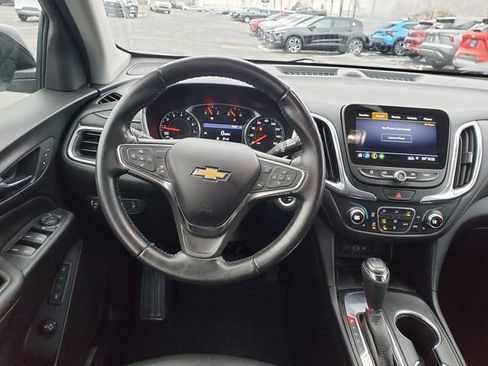 Certified 2020 Chevrolet Equinox Premier w/ Premier Redline Edition image 17