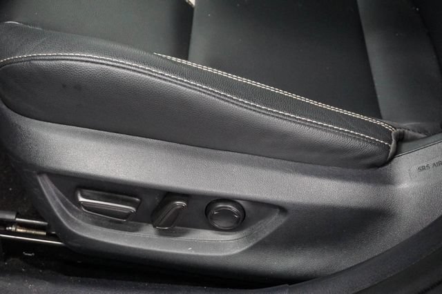 Used 2025 Toyota Camry SE FWD image 10