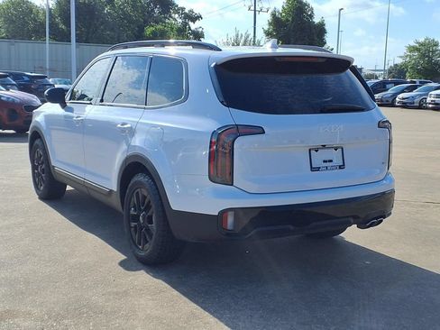 Used 2024 Kia Telluride SX Prestige X-Pro AWD/4WD image 2