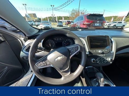Used 2024 Chevrolet Malibu LT image 27