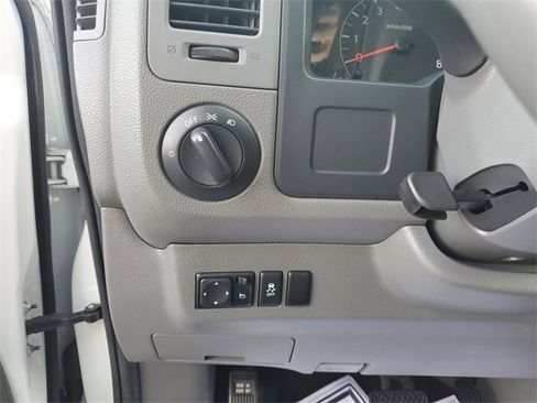 Used 2021 Nissan NV 2500 SV w/ Navigation Package image 19