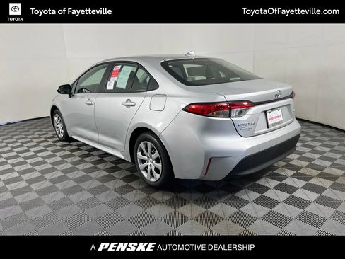 Used 2026 Toyota Corolla LE FWD image 3