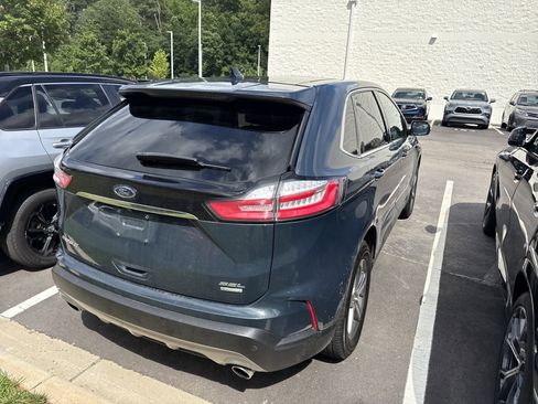 Used 2019 Ford Edge SEL w/ Equipment Group 201A FWD image 7